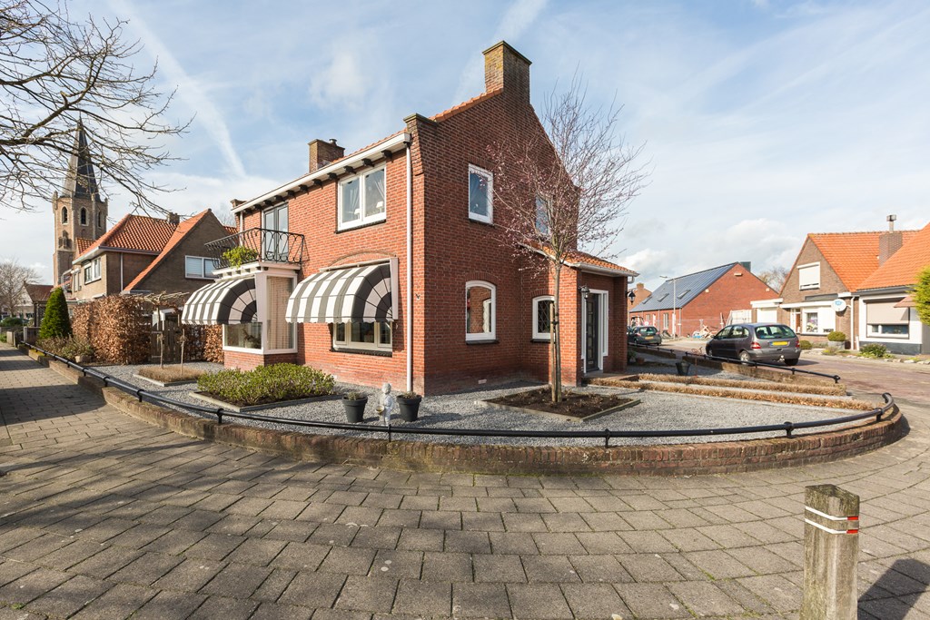 Plein in Waarde waar een huis te koop staat